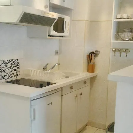 Le Grand Large Studio/cabine Sur Crique Apartment *